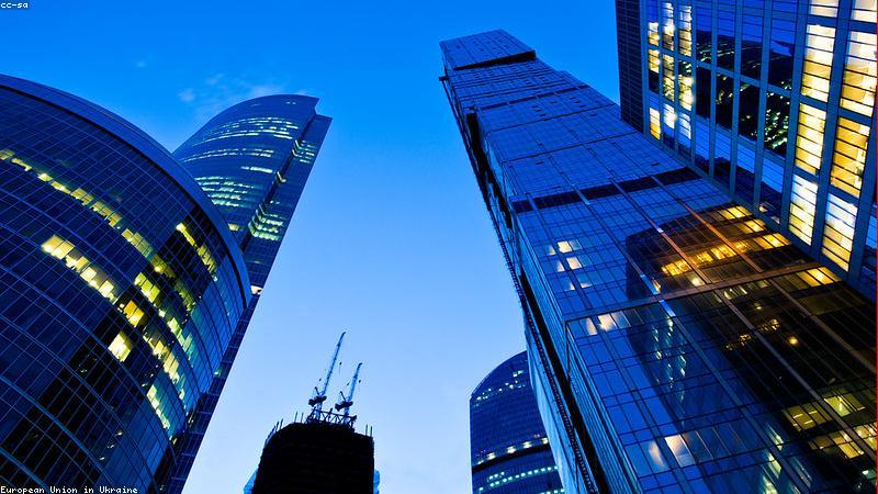 网页版免费91 九一企业网页团队工作场景